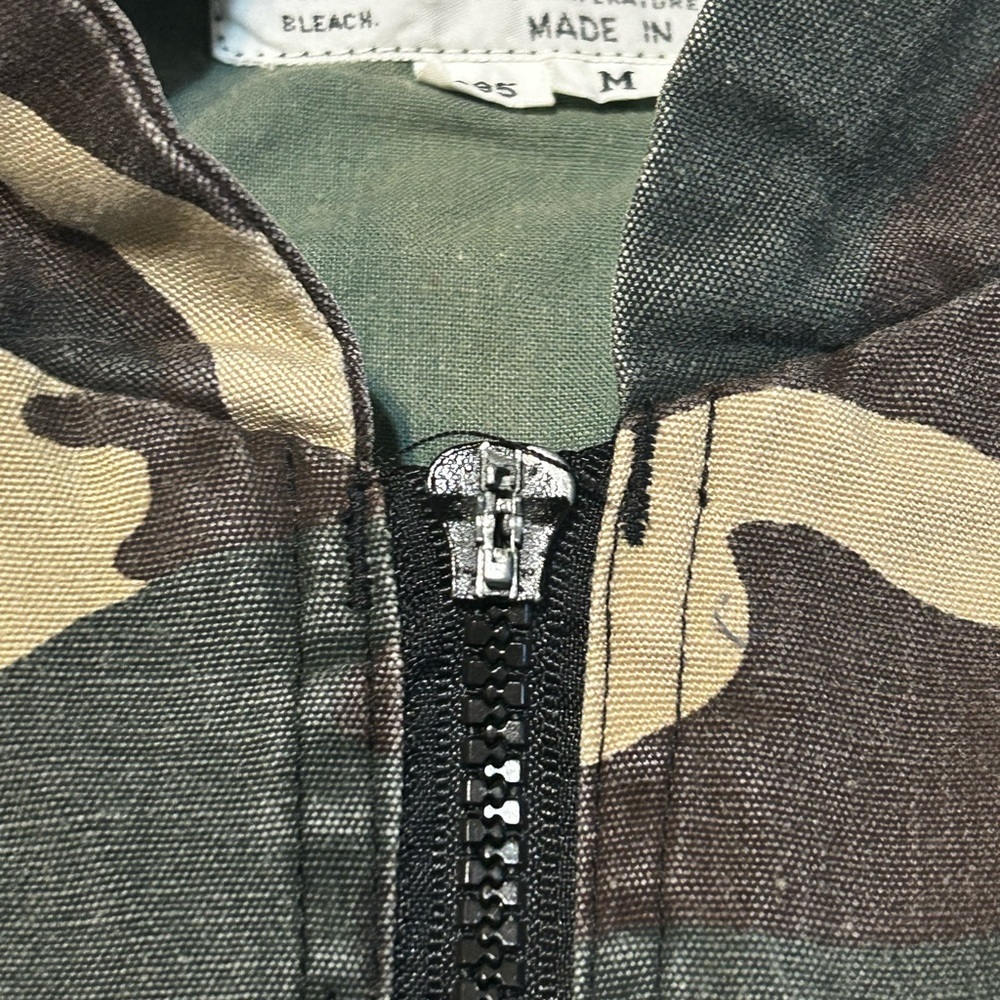 Vintage Weather Rite 295 Camo Hunting Utility Vest Hidden Hood Grunge M - Picture 12 of 12